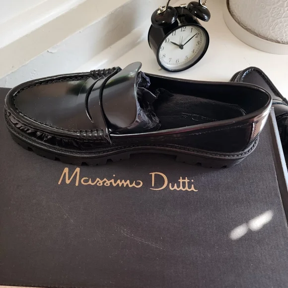 Massimo Dutti Leather Loafers with Track Sole - Picture 6 of 10